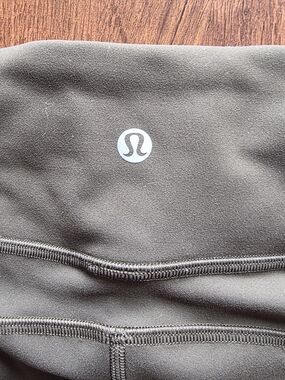 lululemon athletica Black Leggings with Reflective Logo